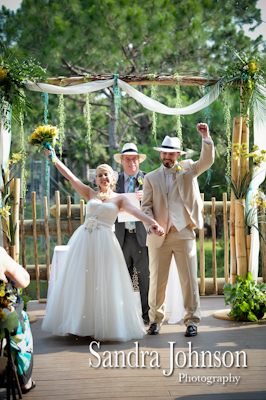 Best Brevard Zoo wedding photographer - Sandra Johnson (SJFoto.com)